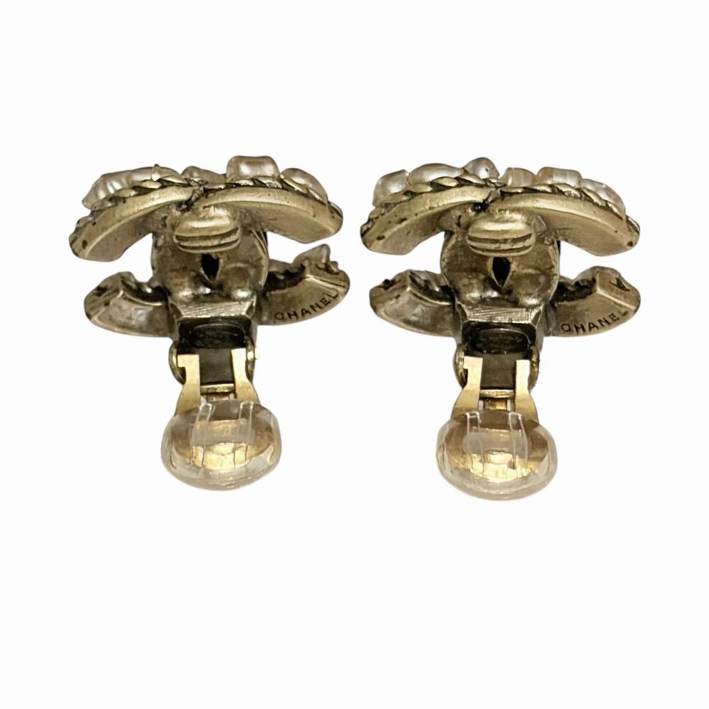 Chanel CC Pearl Clip-On Earrings | Matte Brass | Stamped | Boxed w/ Bag & COA - Picture 8 of 15